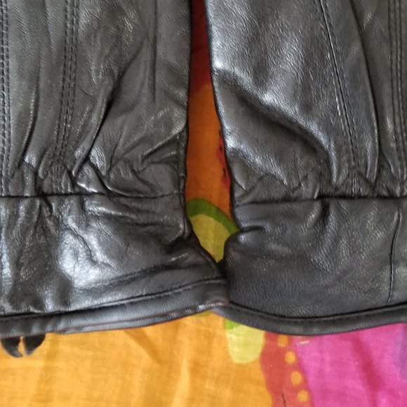🌲SALE!!🌲 Thinsulate Leather Gloves - Picture 6 of 10